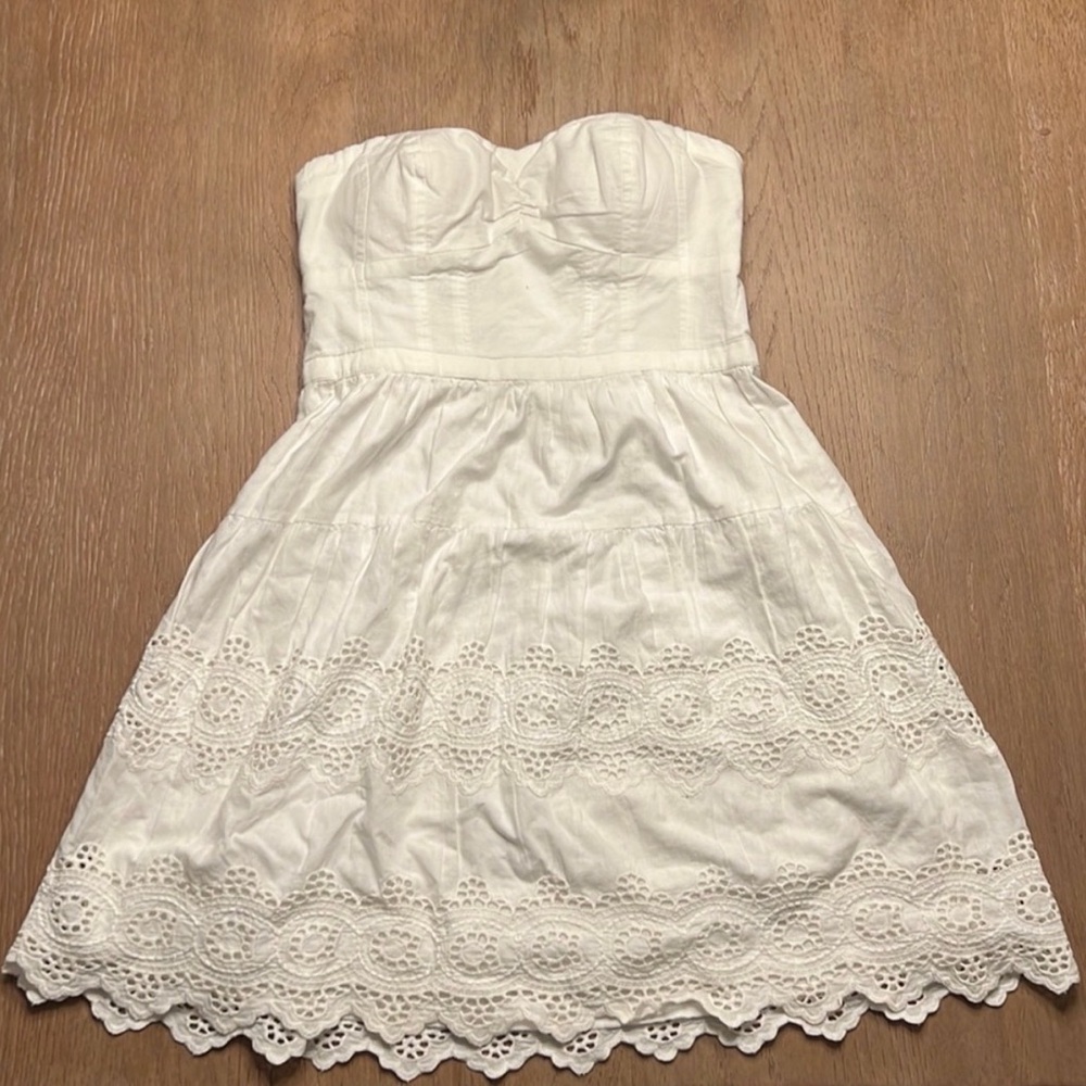 American Eagle Strapless White Eyelet Lace Summer Dress
